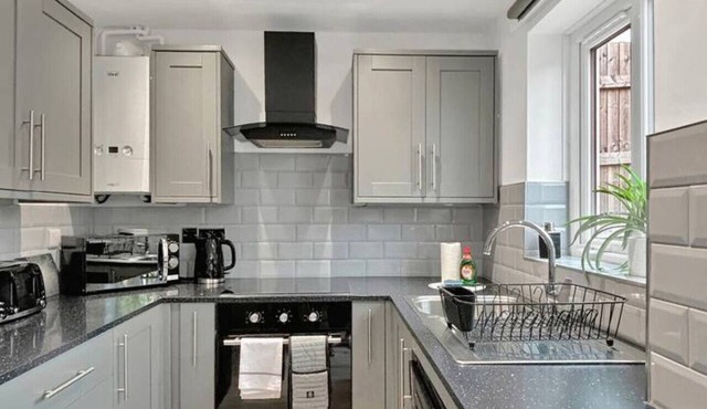 2bedroom sleeps 6 garden driveway Free Gym Access