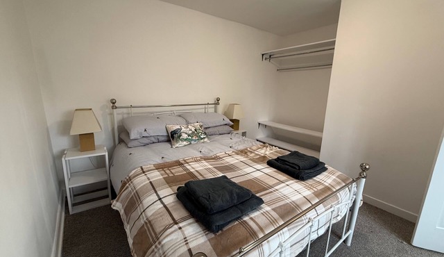 3-Bed Cherry Cottage - Walk to Bicester Village