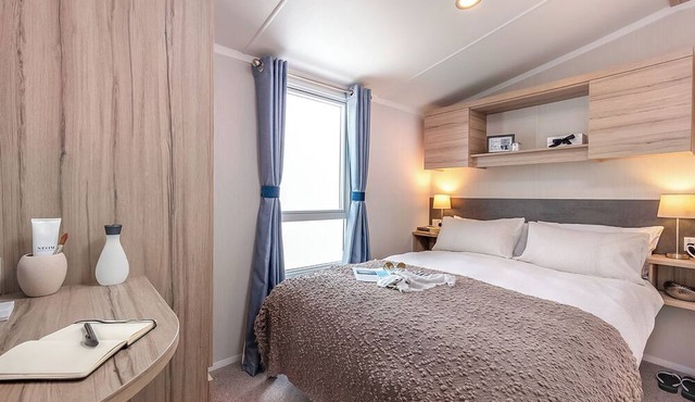 3 bedroom accommodation in Newbridge, Nr Yarmouth