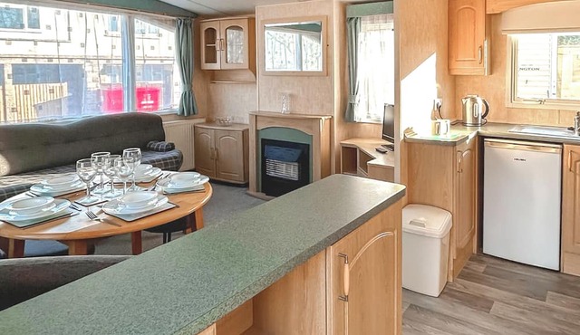 3 bedroom accommodation in Newbridge, Nr Yarmouth