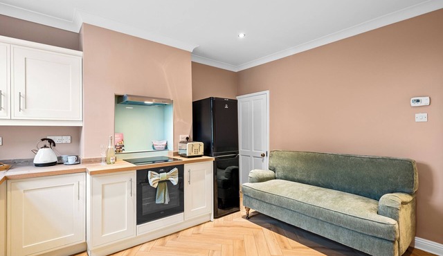 3 bedroom accommodation in Lincoln