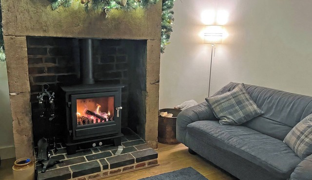 3 bedroom accommodation in Whatstandwell, near Matlock