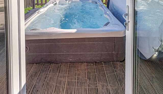 3 bedroom accommodation in Newbury