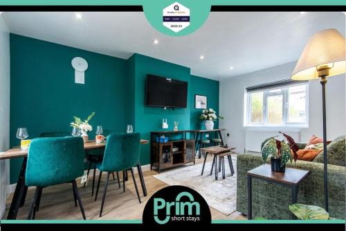 3 Bedroom Terraced House in Beeston Ideal for Corporate Stays