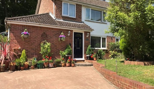 31 Queens Road