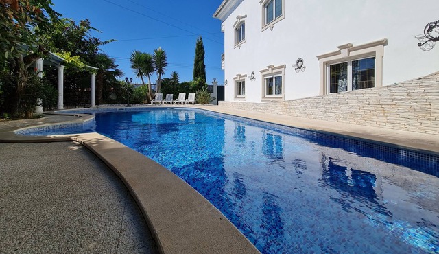 3Bedroom Penthouse in Luxury Villa 5* (5-8Guests)