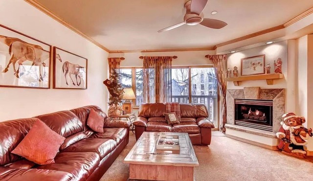 3BR Condo Near the Ski Lifts | Hot Tub, Pool