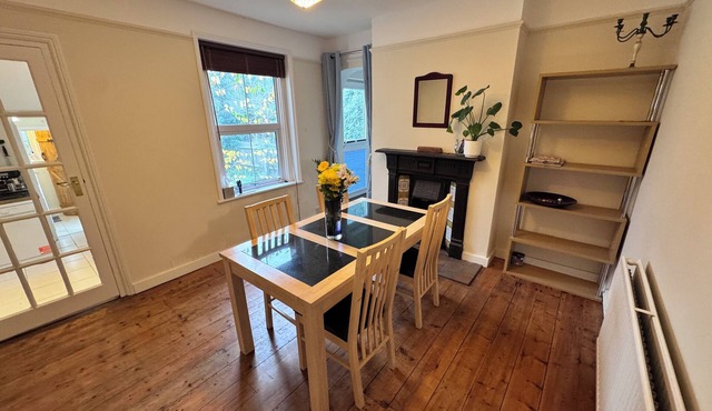 4 Bed Private Victorian Town House - Central Headington - Oxford