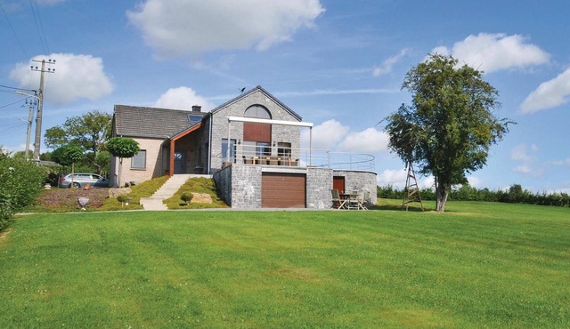 4 bedroom accommodation in Somme-Leuze