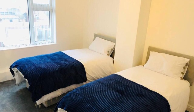 4 Bedroom Lovely home in Loughborough town & Uni