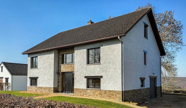 4 bedroom nice home in Rendeux