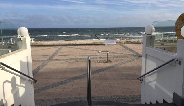 4 star apartment with sea view, directly near the beach, children welcome