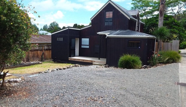 500m to Town/Deck/WiFi/Chromecast/BBQ/Dog Friendly