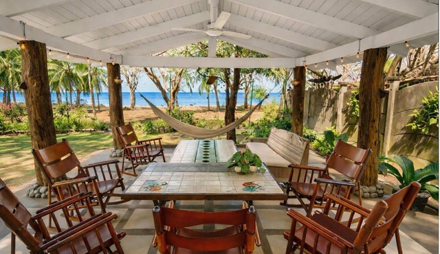 5BR Beachfront Home- Daily cleaning + Cook option