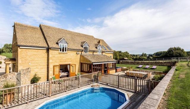6 Bed in Chipping Campden (oc-h34138)