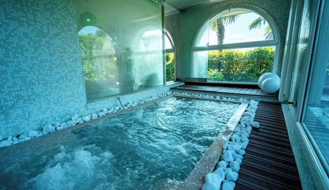 Acqua Resorts