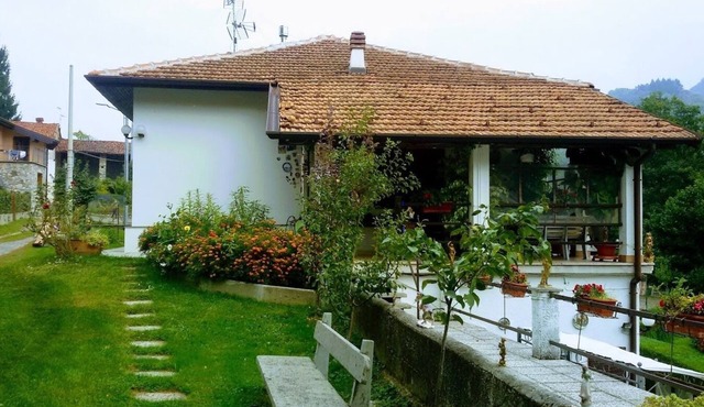 AL CIOS VACATION HOME FOR A RELAXING VACATION IN THE GREEN OF NATURE