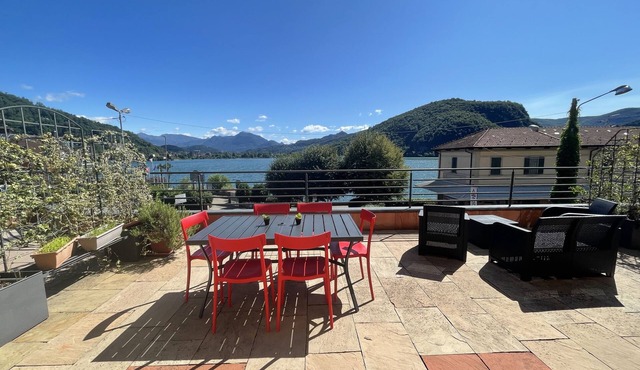 Amazing Lakeview Terrace apartment with a panoramic view of Lake Lugano
