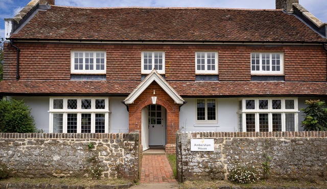 Ambersham House a picturesque Grade II newly renovated country house that sleeps up to 6 guests.