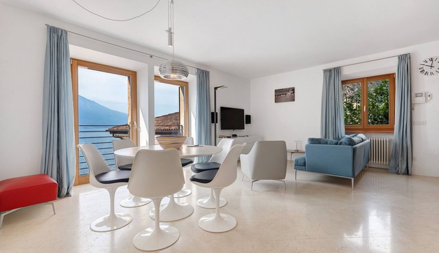 Apartment 'Agape' with Lake View, Wi-Fi and Air Conditioning