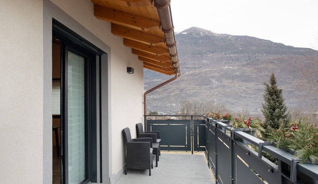 Apartment 'Alice' with Mountain View, Wi-Fi and Air Conditioning