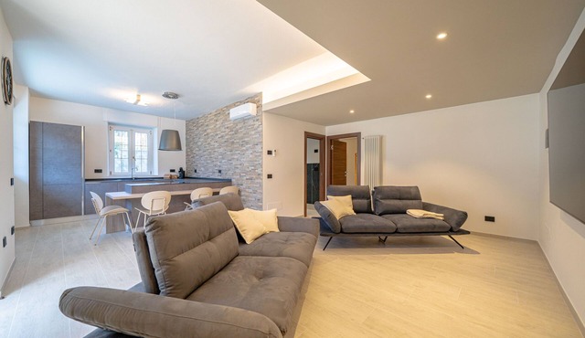 Apartment 'Ambra Suite' with Mountain View, Wi-Fi and Air Conditioning