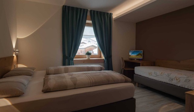 Apartment 'Bait Martin Appartamento 4' with Mountain View, Balcony and Wi-Fi