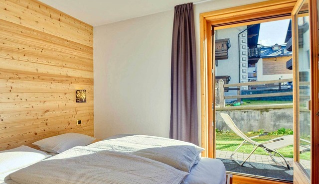 Apartment 'Baita Lorella Legno' with Mountain View, Shared Terrace and Wi-Fi