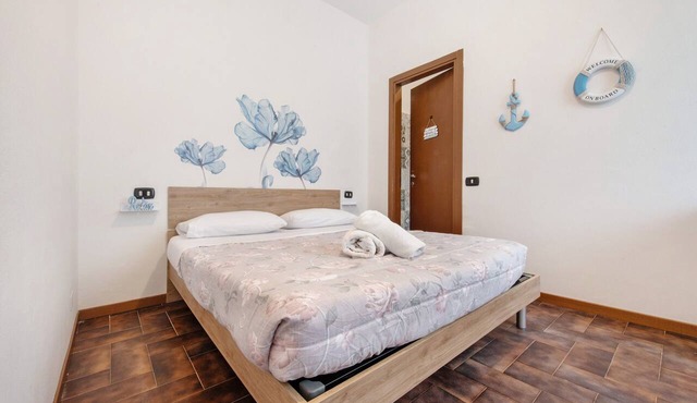 Apartment 'Blu' with Shared Terrace and Wi-Fi