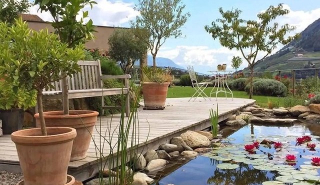 Apartment 'Dorfweber Eins' with Mountain View, Wi-Fi and Air Conditioning