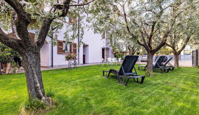 Apartment 'First Floor Appartamento Azzurro' with Mountain View, Wi-Fi and Air Conditioning