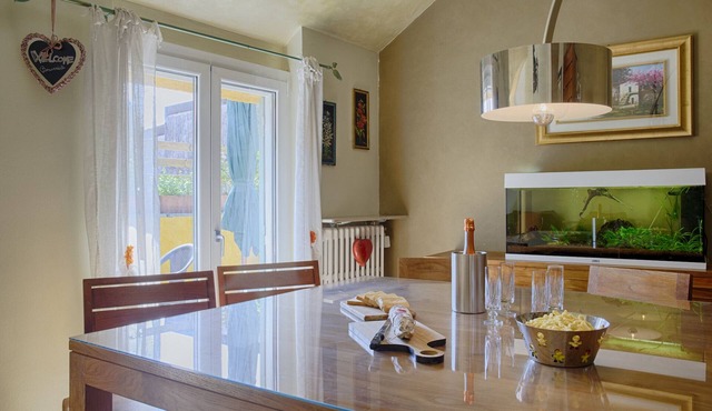 Apartment in the heart of Angera with terrace and Rocca view
