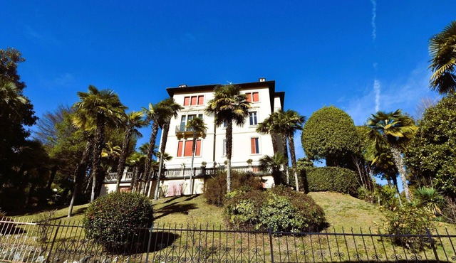 Apartment in Vignone Villa Setting