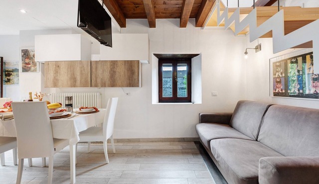 Apartment 'Isa' with Mountain View, Wi-Fi and Air Conditioning