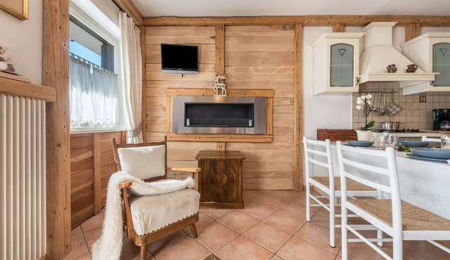 Apartment "Casa Ferrazza Natalie" with Mountain View, Wi-Fi & Balcony
