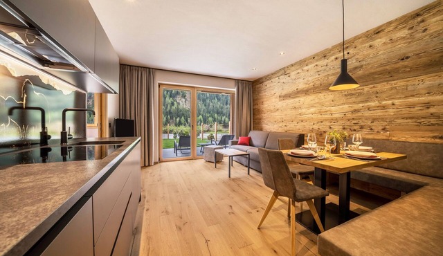 Apartment 'Seebrunn - Kuppelwieser Alm' with Mountain View, Private Terrace and Wi-Fi