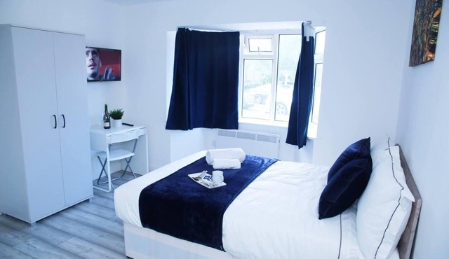 Apartment - Sleeps 2 & Free Parking