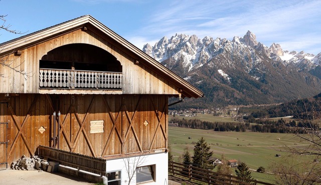 Apartment 'Wegscheiderhof' with Mountain View, Private Terrace and Wi-Fi