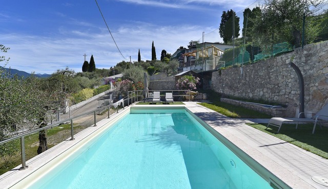 Apartment with Lake View, Pool, Balcony, Garden, Terrace & Wi-Fi