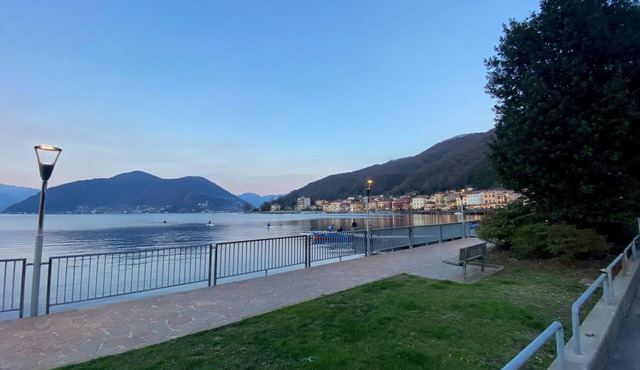 Apartment with lake view for a relaxing vacation