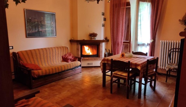 Appartamento con camino Maggio(Lecco)