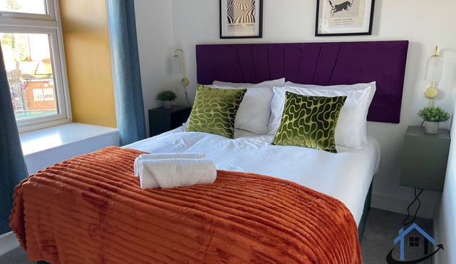 Apt 4 Manor House - 1 Bed 1 bathroom sleeps 2 parking