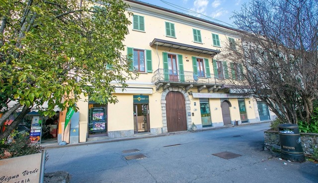 Apt. Gabriella: Studio in the Centre of Laveno, Laveno Mombello, Italy