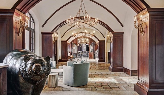 Arrabelle Luxury 4 BR Condo- Close To The Mountain by RedAwning - Save 20% on 7+ Nights!