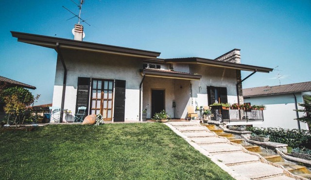 B&B Vicino Gardaland, Caneva, Movieland con Giardino!