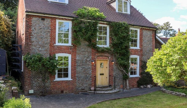 Bailey Cottage