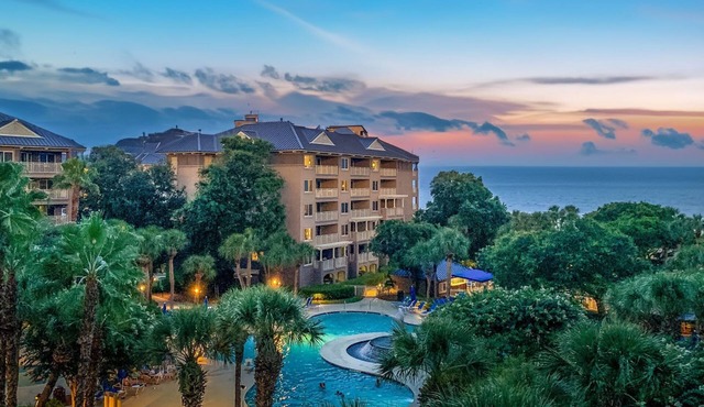 Beach Grande Ocean Resort, Amenities Included. 2-Bedroom Condo