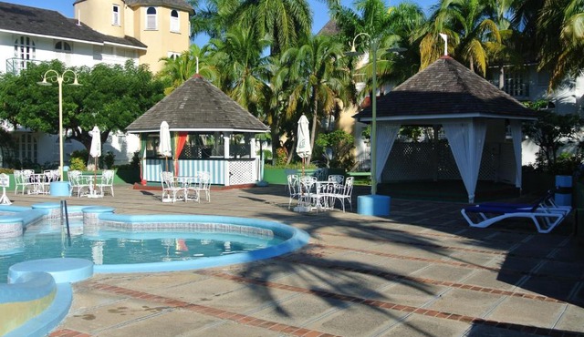 Beach Studio 9