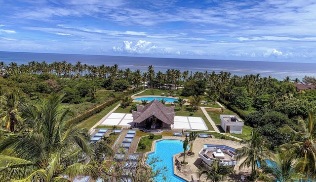 Beachfront fully furnished, self-catering studio apartment in Diani, Kenya