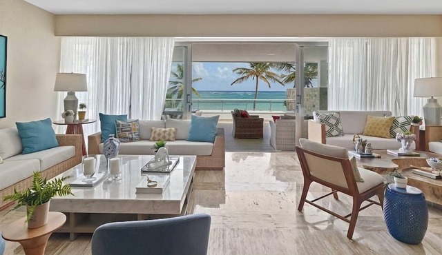 Beachfront Penthouse AH-301 @ Costa Atlantica